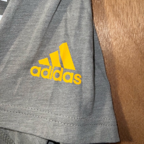 Arizona State Sun Devils Basketball T-shirt. Size Large - Picture 2 of 3